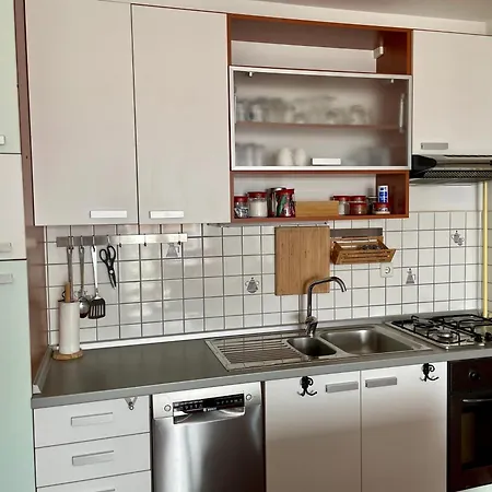 Apartman Old Lady